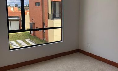 ARRIENDO CASA OIKOS –VARIANTE CAJICA / ZIPA