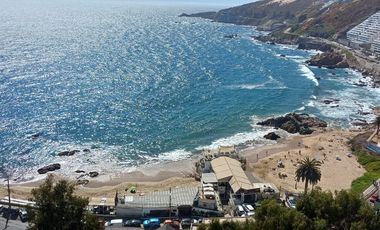 ARRIENDO CASA CON INMEJORABLE VISTA AL MAR