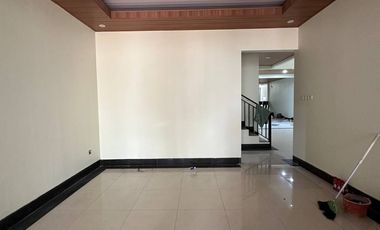 Disewakan rumah cipete utara full renovasi