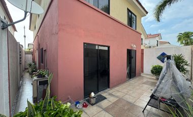 En venta casa de 4 dormitorios en Urb.Ciudad Celeste, Vía Samborondón.