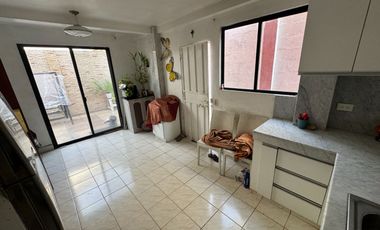 En venta casa de 4 dormitorios en Urb.Ciudad Celeste, Vía Samborondón.