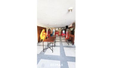 Alquiler De Local Comercial En Plena Avenida