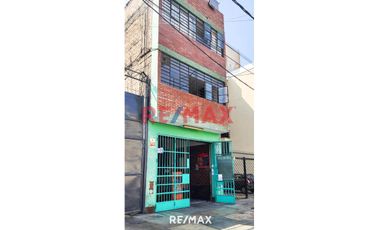 Alquiler De Local Comercial En Plena Avenida