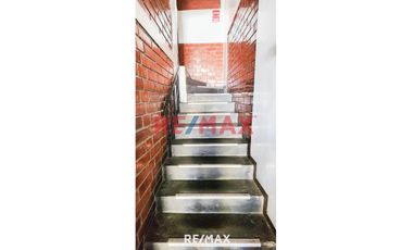 Alquiler De Local Comercial En Plena Avenida