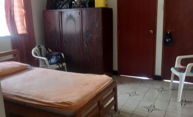 VENDO HERMOSA CASA  CON ESPACIO AÉREO LIBRE EN EL POBLADO ÁREA DE 443 MTS. EXCELENTE UBICACIÓN