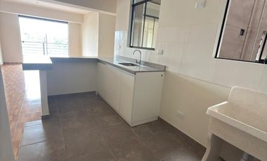 Venta Departamento de estreno en Santiago de Surco .