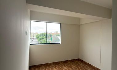 Venta Departamento de estreno en Santiago de Surco .