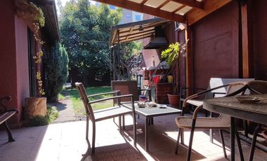 Gran casa independiente en Huertos Familiares