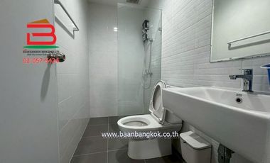 ทาวน์โฮม หมู่บ้าน เดอะ มิราเคิล กาญจนาภิเษก-เอกชัย เนื้อที่ 22.1 ตรว. ใกล้โรงเรียนสารสาสน์วิเทศน์เอกชัย ถนนเอกชัย ตำบลบางน้ำจืด อำเภอเมืองสมุทรสาคร จั