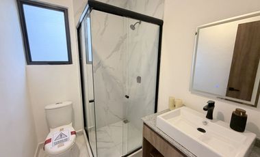 CASA ENLA MEJOR ZONA RESIDENCIAL