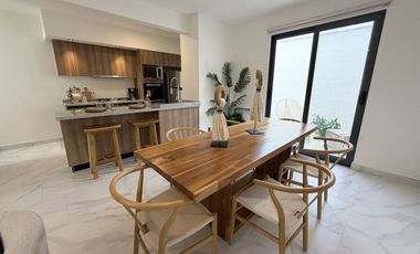 CASA ENLA MEJOR ZONA RESIDENCIAL