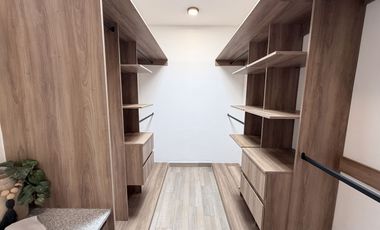 CASA ENLA MEJOR ZONA RESIDENCIAL
