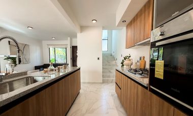 CASA ENLA MEJOR ZONA RESIDENCIAL
