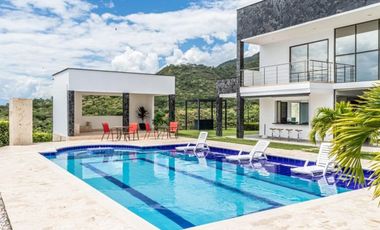 RENTO FINCA EN DAPA LA UNION PRIVADA Y EQUIPADA INF3144896229