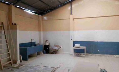 ✅ VENDO GALPON COMERCIAL ESQUINERO 642 m2 (ESMERALDAS)