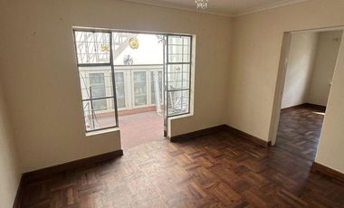 SE ALQUILA CASA EN MIRAFLORES PARA OFICINA O VIVIENDA