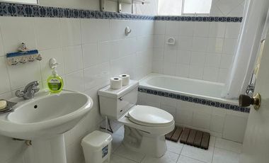 SE ALQUILA CASA EN MIRAFLORES PARA OFICINA O VIVIENDA