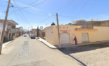 ¡¡Remate!! Hermosa casa