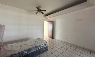 Casa en renta  av. Palmira