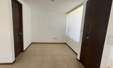 CASA EN RENTA, FRACCIONAMIENTO LOMAS VIRREYES, MODELO GRANADA, CALIMAYA, A 15 MINUTOS DE GALERIAS METEPEC