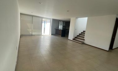 CASA EN RENTA, FRACCIONAMIENTO LOMAS VIRREYES, MODELO GRANADA, CALIMAYA, A 15 MINUTOS DE GALERIAS METEPEC