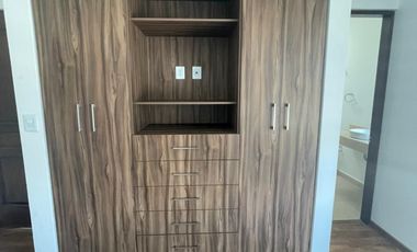 CASA EN RENTA, FRACCIONAMIENTO LOMAS VIRREYES, MODELO GRANADA, CALIMAYA, A 15 MINUTOS DE GALERIAS METEPEC