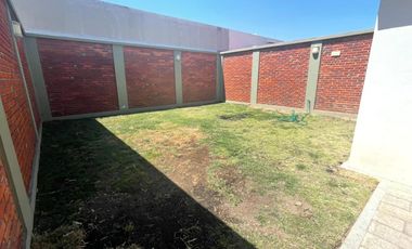 CASA EN RENTA, FRACCIONAMIENTO LOMAS VIRREYES, MODELO GRANADA, CALIMAYA, A 15 MINUTOS DE GALERIAS METEPEC