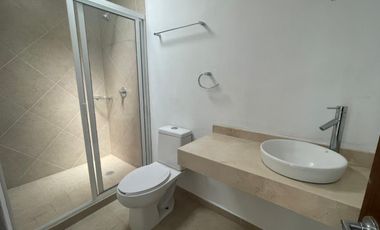 CASA EN RENTA, FRACCIONAMIENTO LOMAS VIRREYES, MODELO GRANADA, CALIMAYA, A 15 MINUTOS DE GALERIAS METEPEC