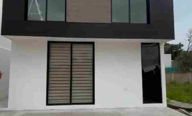 VENDO CASA NUEVA EN PARRILLA EN PRIVADA
