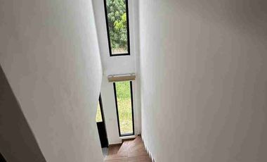 VENDO CASA NUEVA EN PARRILLA EN PRIVADA