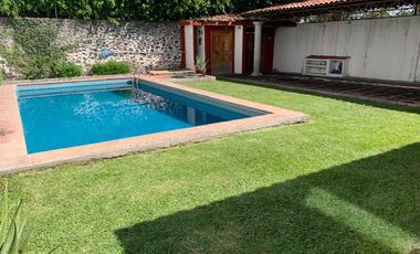 Casa en renta Av. Palmira