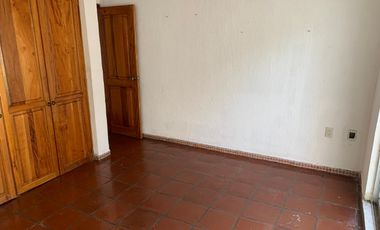 Casa en renta Av. Palmira