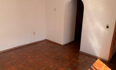 Casa en renta Av. Palmira