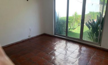 Casa en renta Av. Palmira