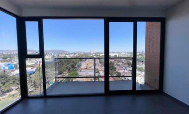 Departameto en Venta en Sant Uriel Chapalita
