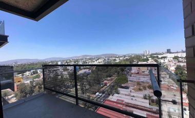 Departameto en Venta en Sant Uriel Chapalita