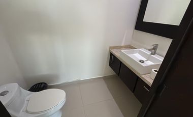 AMPLIO DEPARTAMENTO AMUEBLADO EN VILLAS DE IRAPUATO
