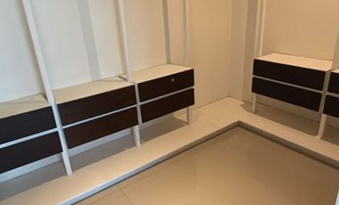 AMPLIO DEPARTAMENTO AMUEBLADO EN VILLAS DE IRAPUATO