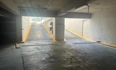 DEPARTAMENTO EN TORRE AURA MONRAZ, 3 RECAMARAS, CERCA CONSULADO AMERICANO.