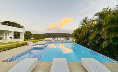 ALQUILER DE FINCA EN DAPA VALLE FINCA EL PORTAL INFORMES AL3019331306