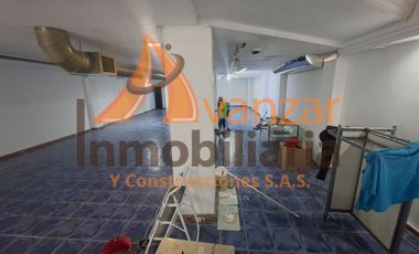 ARRIENDO LOCAL COMERCIAL 212 M2 APROX BUCARAMANGA SECTOR COMERCIAL ANTONIA SANTOS