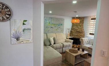 Casa Remodelada en Chía – Ubicación Privilegiada sobre Av. PradillaDescripción del Inmueble:¡Descubre tu próximo hogar en una de las zonas más estraté