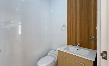 VENTA DE DEPARTAMENTO DE SURCO