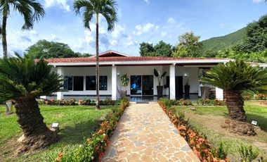 ALQUILER DE FINCA EN FLORIDABLANCA SANTANDER COSTA AZUL LLAMANOS AL3003480993.