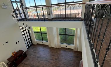AMPLIA CASA MODERNA EN VENTA – FRENTE A LA BIOCÁMARA DE LA JOYA 1200M2 - ALL065