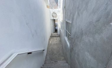 RENTO Oficinas con bodega y local comercial en AV. Garza Sada