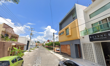 Venta Casa Los Laureles, Zamora de Hidalgo, Michoacán   (GM)