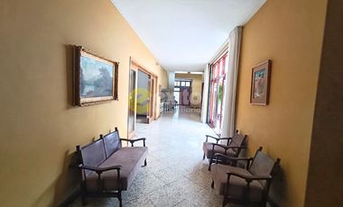 GRAN VENTA DE CASA EN AV. GRAU - CENTRO DE PIURA