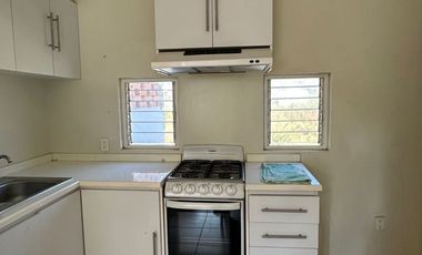 Departamento 2 recàmaras un baño, 1 cajosn de estacionamiento en Candiani.