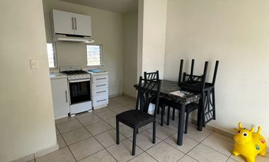Departamento 2 recàmaras un baño, 1 cajosn de estacionamiento en Candiani.